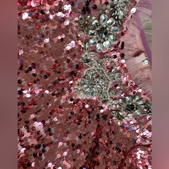 Pink beads detail sequin dress - Picture 8 of 9